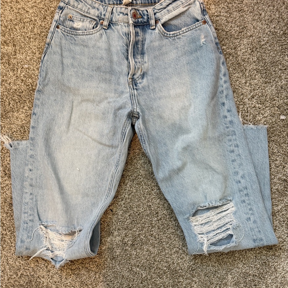 H&M Light Blue Boyfriend Jeans